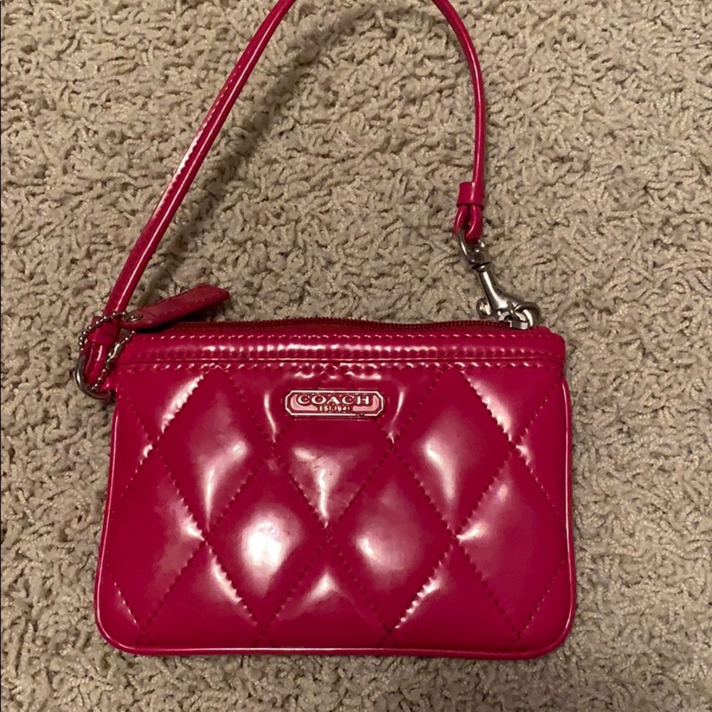 Coach Wristlet Pink Shiny